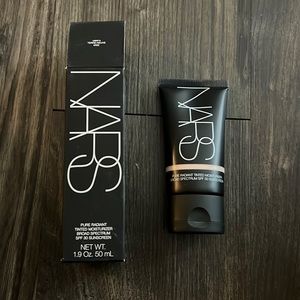 NEW NARS Pure Radiant Tinted Moisturizer in Light 0.